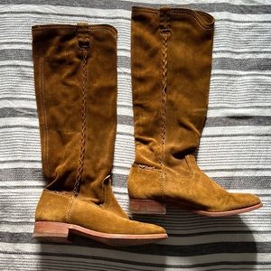 Frye tan suede boots - size 7